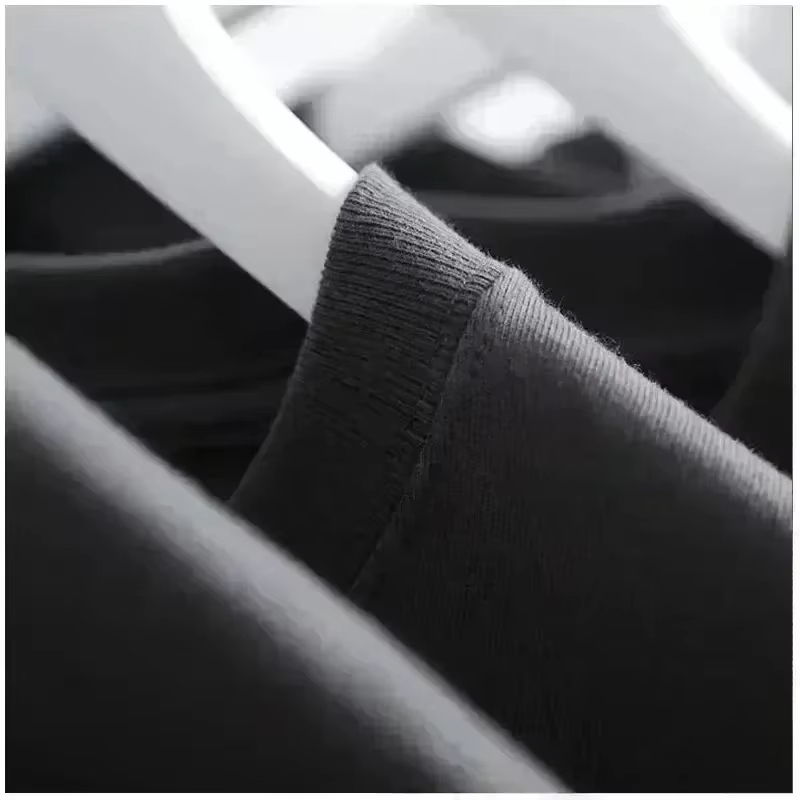 تي شيرت كلاسيكي بشعار STOCKHOL - مراجعة Streetwear Brand With A Logo وسعره